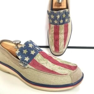 Sketchers Mark Nason USA